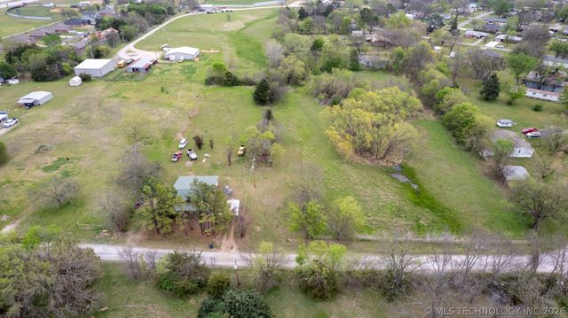 700 N 8th, Calera, OK 74730