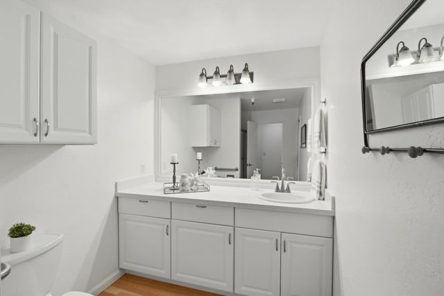 439 Alberto Way A102, Los Gatos, CA 95032