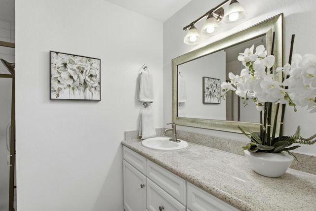 439 Alberto Way A102, Los Gatos, CA 95032