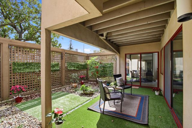 439 Alberto Way A102, Los Gatos, CA 95032
