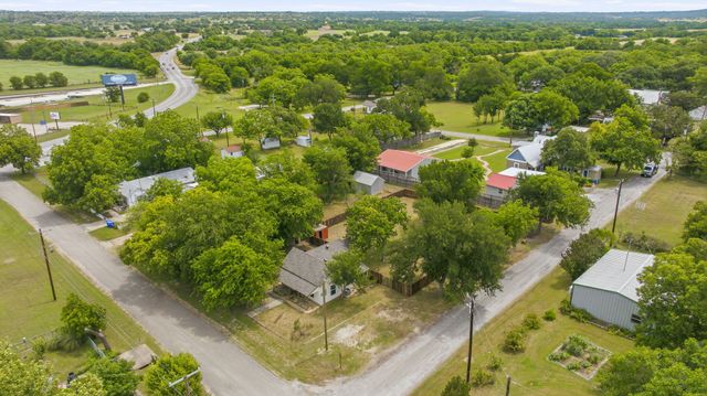 255 Glenn Street, Bluff Dale, TX 76433