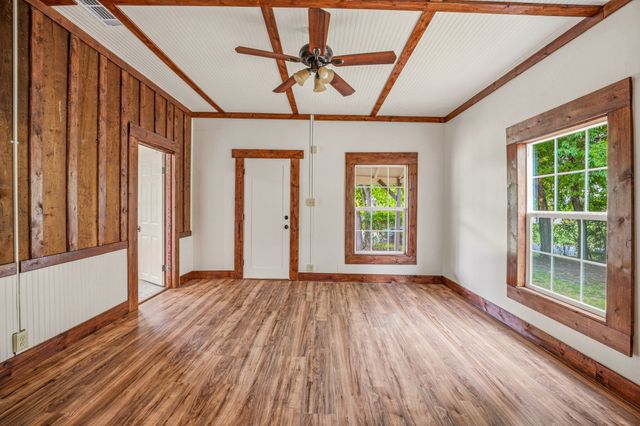 255 Glenn Street, Bluff Dale, TX 76433