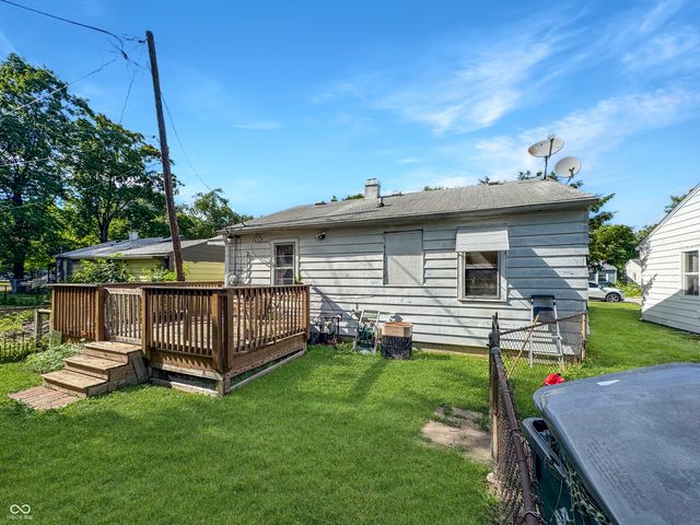5915 E Shimer Avenue, Indianapolis, IN 46219