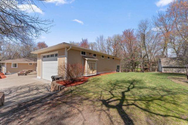 2527 148th Lane NE, Ham Lake, MN 55304