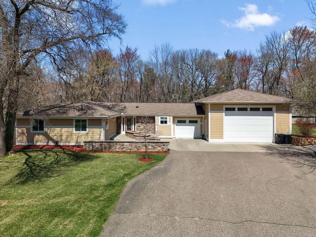 2527 148th Lane NE, Ham Lake, MN 55304