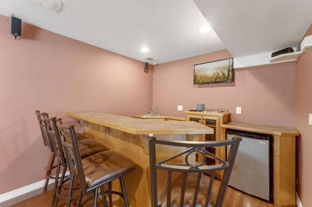 2527 148th Lane NE, Ham Lake, MN 55304