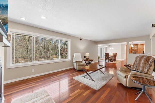 2527 148th Lane NE, Ham Lake, MN 55304