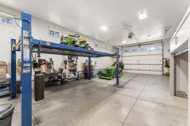 2527 148th Lane NE, Ham Lake, MN 55304