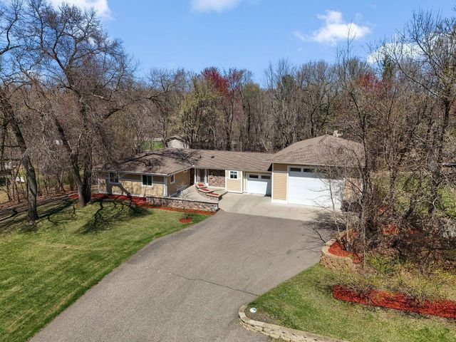 2527 148th Lane NE, Ham Lake, MN 55304