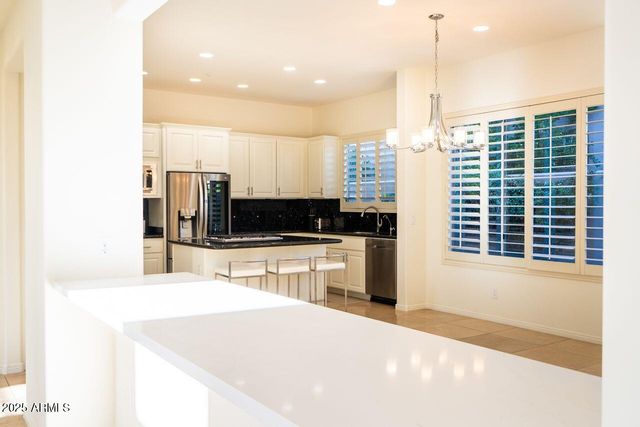 10894 E HEDGEHOG Place, Scottsdale, AZ 85262