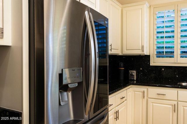 10894 E HEDGEHOG Place, Scottsdale, AZ 85262