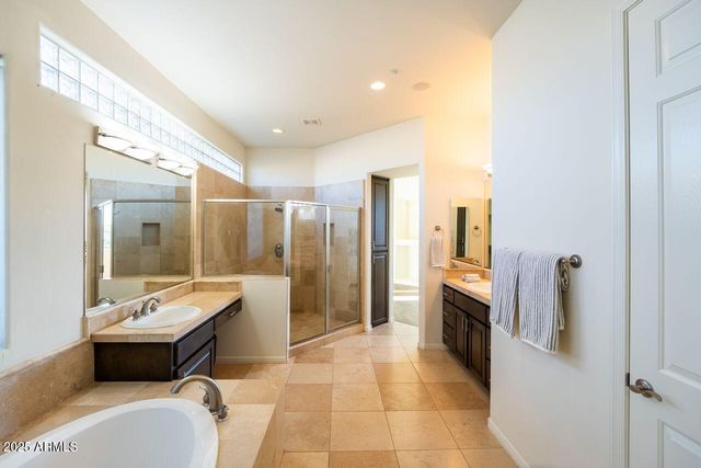 10894 E HEDGEHOG Place, Scottsdale, AZ 85262