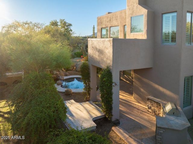 10894 E HEDGEHOG Place, Scottsdale, AZ 85262