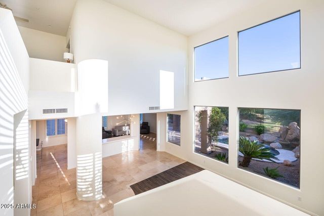 10894 E HEDGEHOG Place, Scottsdale, AZ 85262