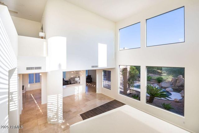 10894 E HEDGEHOG Place, Scottsdale, AZ 85262