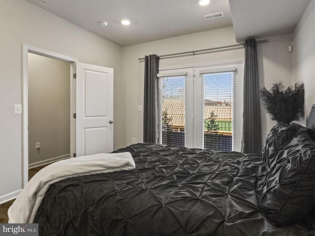 4810 VISTA GLEN LN, Lanham, MD 20706