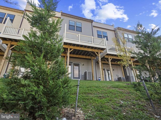 4810 VISTA GLEN LN, Lanham, MD 20706