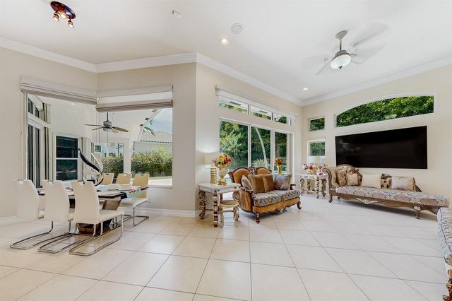 11065 Canary Island Court, Plantation, FL 33324