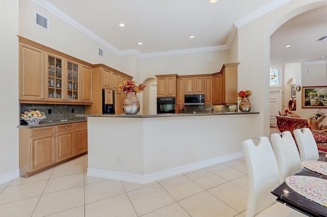 11065 Canary Island Court, Plantation, FL 33324