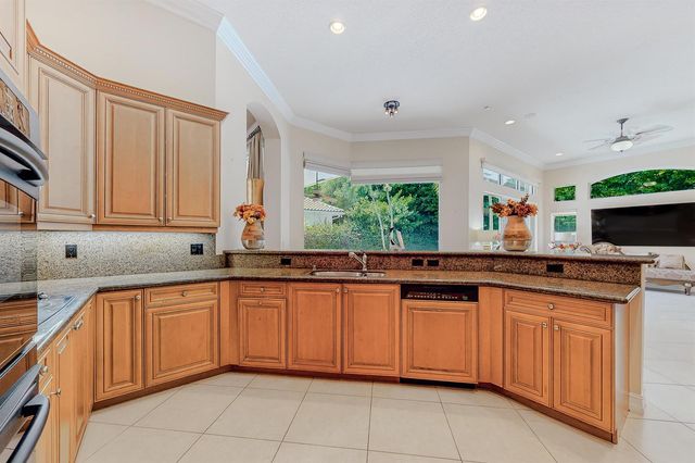 11065 Canary Island Court, Plantation, FL 33324