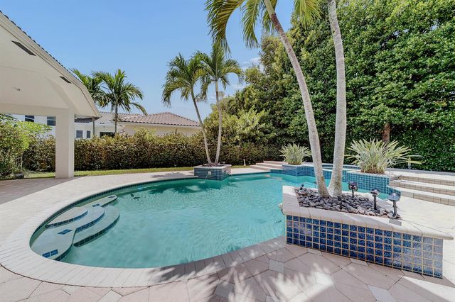 11065 Canary Island Court, Plantation, FL 33324