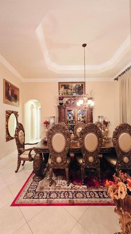11065 Canary Island Court, Plantation, FL 33324