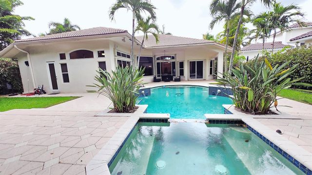 11065 Canary Island Court, Plantation, FL 33324