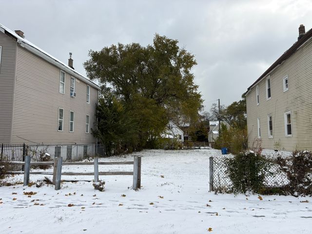 7539 S Dorchester Avenue, Chicago, IL 60619