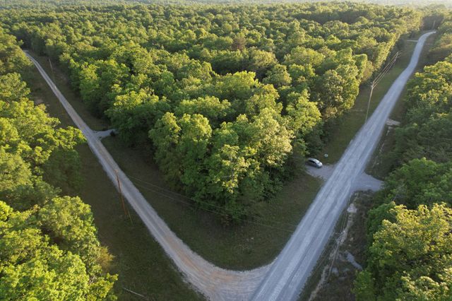 488 Hunters Trail Way, Altamont, TN 37301