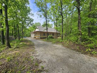 488 Hunters Trail Way, Altamont, TN 37301