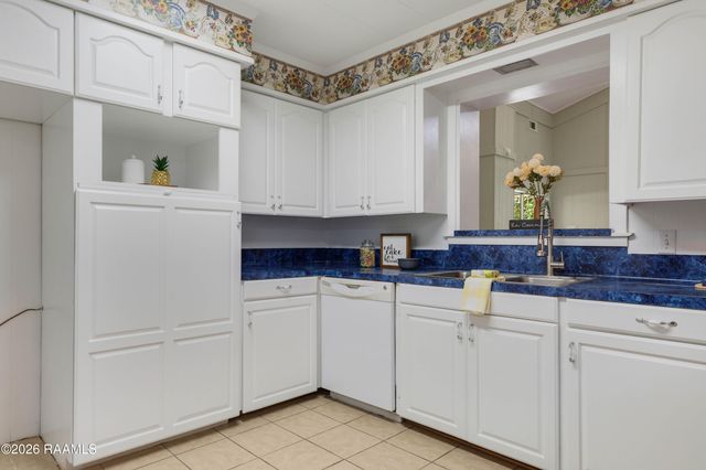 2500 Louisiana Drive, New Iberia, LA 70560