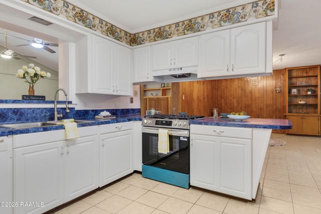 2500 Louisiana Drive, New Iberia, LA 70560
