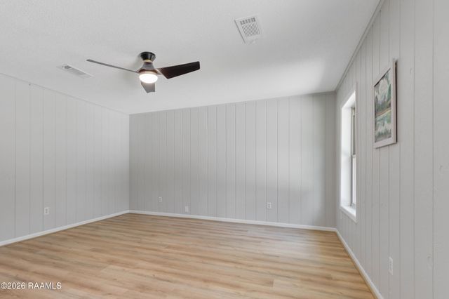 2500 Louisiana Drive, New Iberia, LA 70560