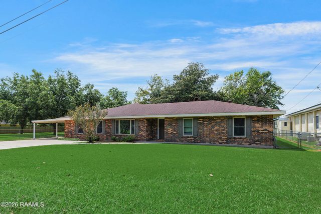 2500 Louisiana Drive, New Iberia, LA 70560
