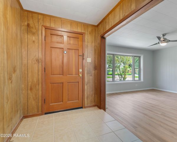 2500 Louisiana Drive, New Iberia, LA 70560