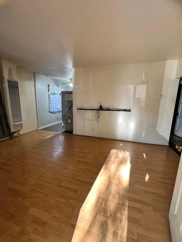 1122 McLean Avenue, Dallas, TX 75211