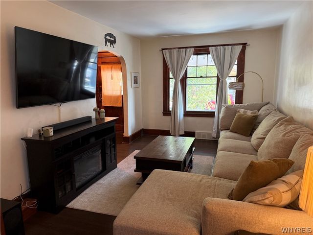 51 Custer Street, Buffalo, NY 14214