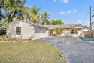 1081 LAKE WELDONA DRIVE, Orlando, FL 32806