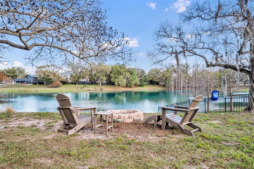 Image 25 of property listing at 1081 LAKE WELDONA DRIVE, Orlando, FL 32806