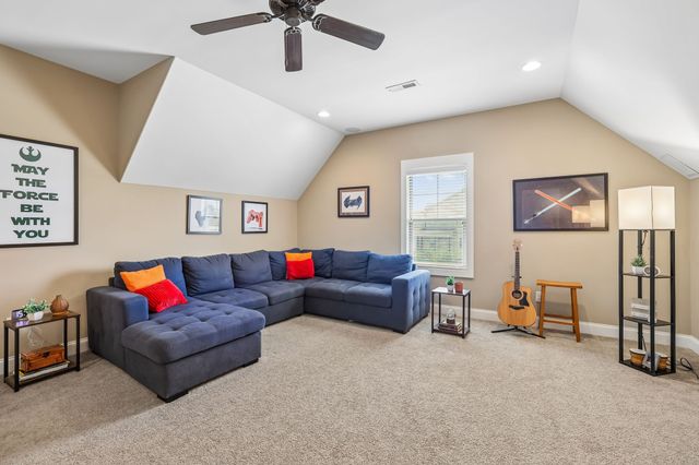 3923 Gilreath Pl, Murfreesboro, TN 37127