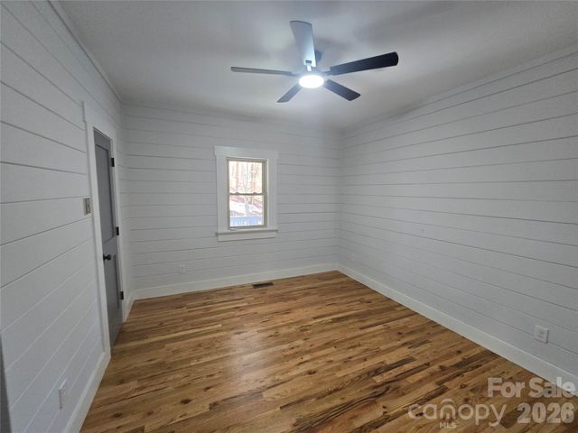 6802 Lowesville Lane, Stanley, NC 28164