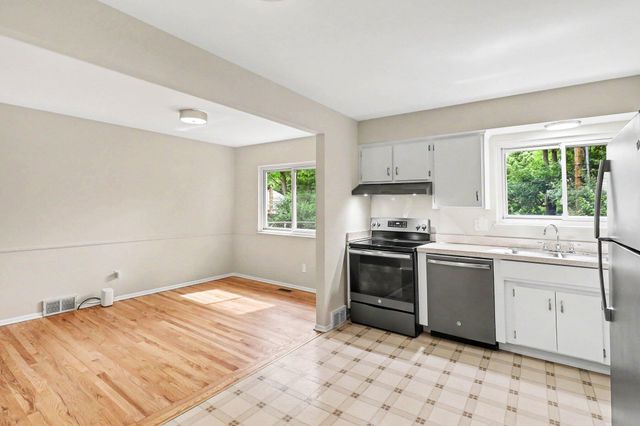 2819 Yost Boulevard, Ann Arbor, MI 48104