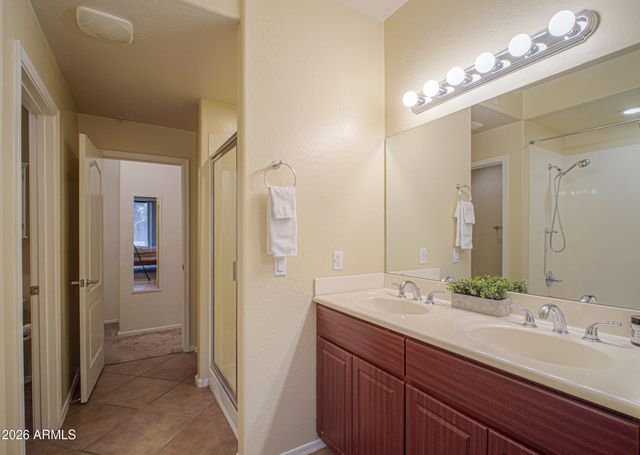 705 W QUEEN CREEK Road 1081, Chandler, AZ 85248