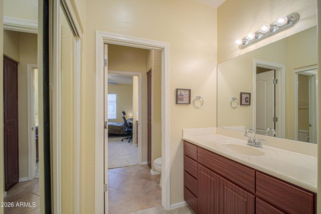 705 W QUEEN CREEK Road 1081, Chandler, AZ 85248