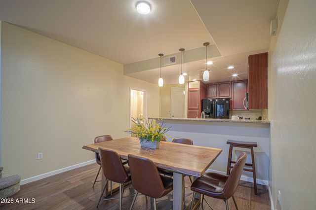 705 W QUEEN CREEK Road 1081, Chandler, AZ 85248