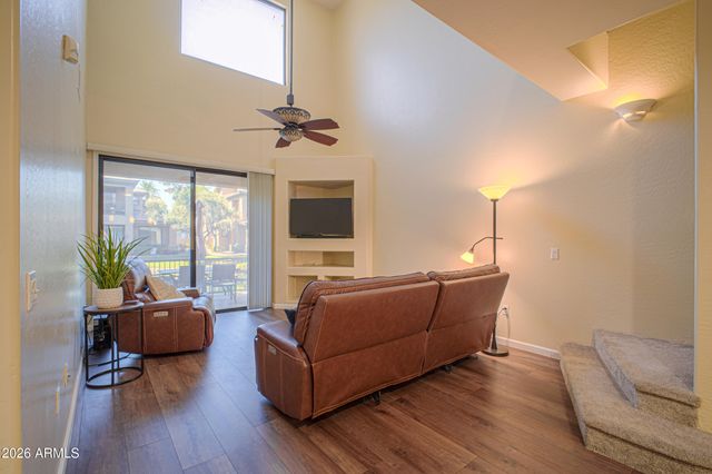 705 W QUEEN CREEK Road 1081, Chandler, AZ 85248