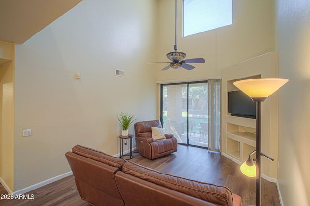 705 W QUEEN CREEK Road 1081, Chandler, AZ 85248