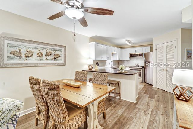 10 Lemoyne Ave Apt 103, Hilton Head Island, SC 29928