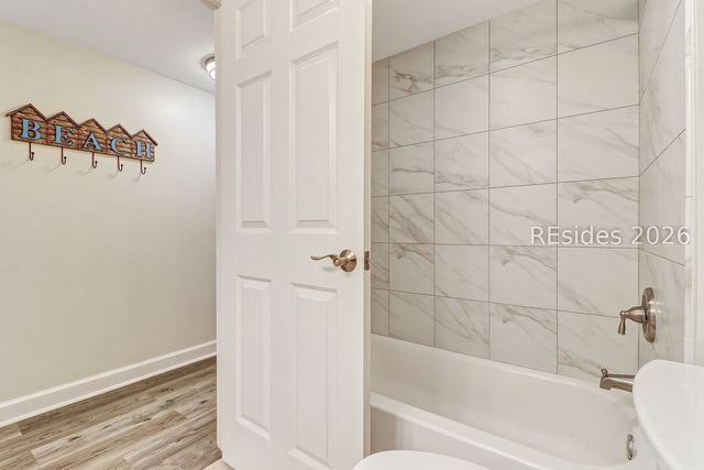 10 Lemoyne Ave Apt 103, Hilton Head Island, SC 29928