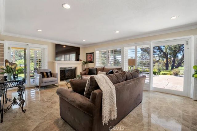 19300 Singing Hills, Porter Ranch, CA 91326